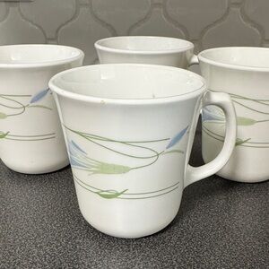 Vintage Corning Elegant White and Green Floral Mugs Set